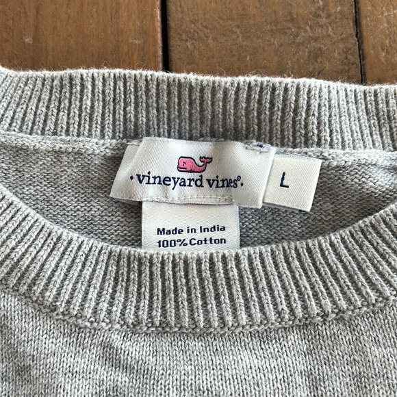 Vineyard vines pink whale flutter sleeve sweater - Picture 3 of 5